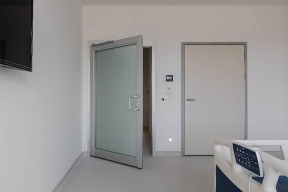 Engelli Odası Kapısı